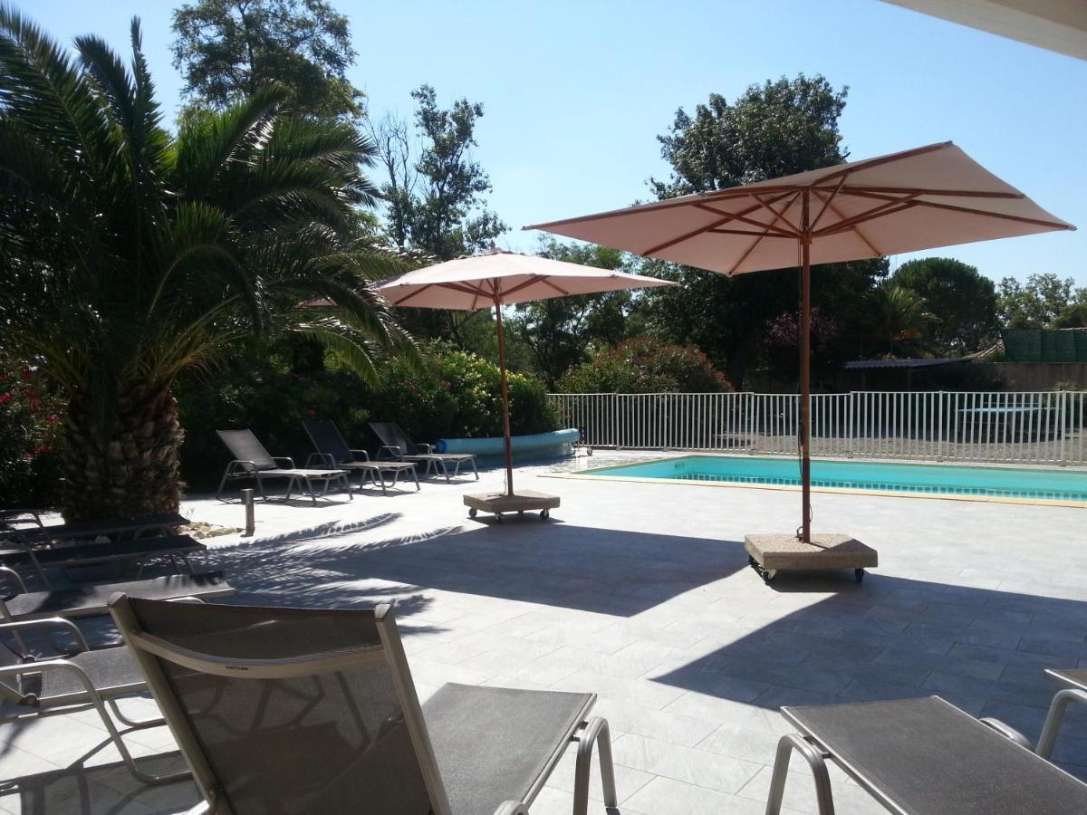 Domaine De L'aube Des Temps Hébergement de vacances *