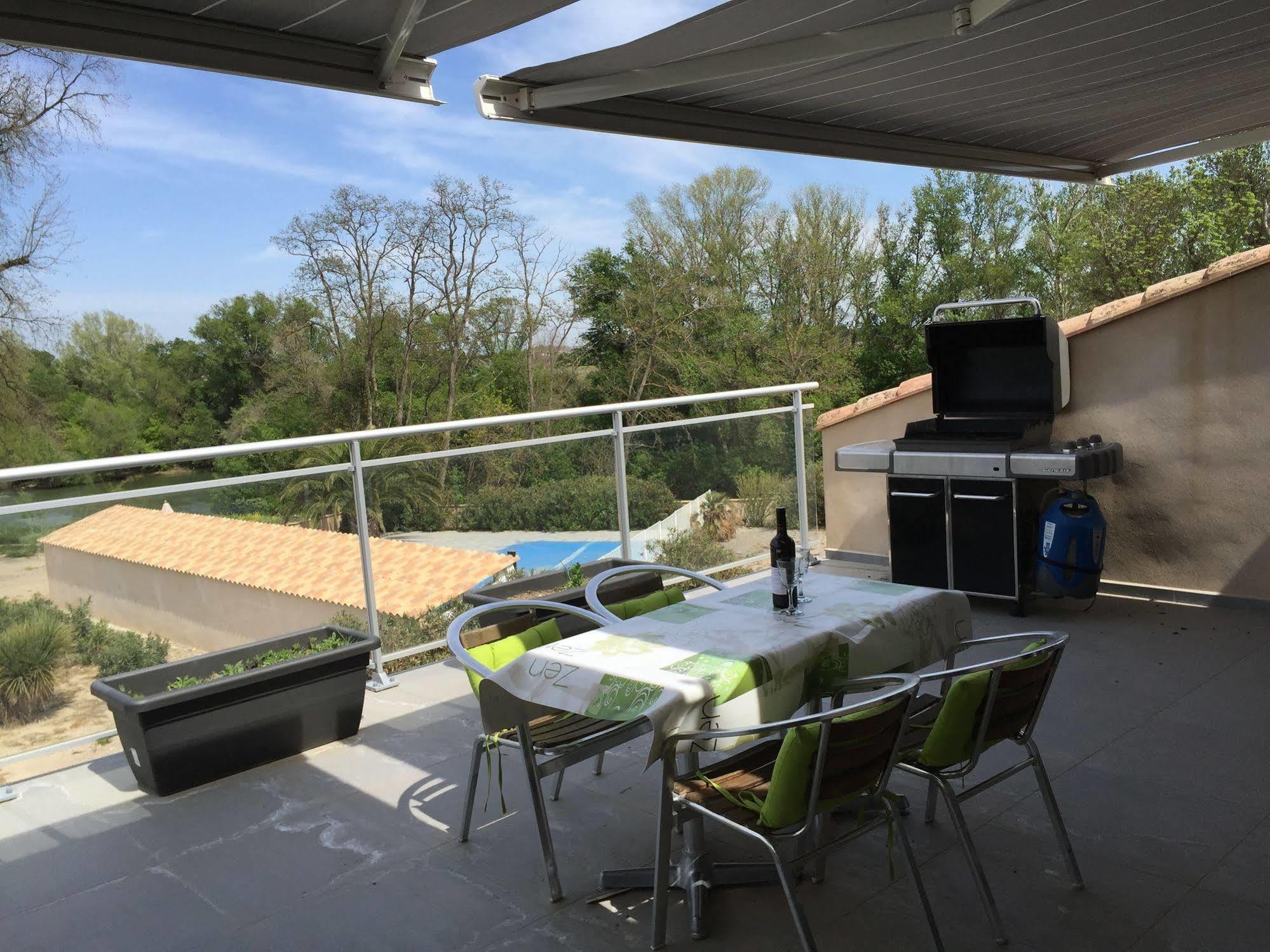 Domaine De L'aube Des Temps Hébergement de vacances